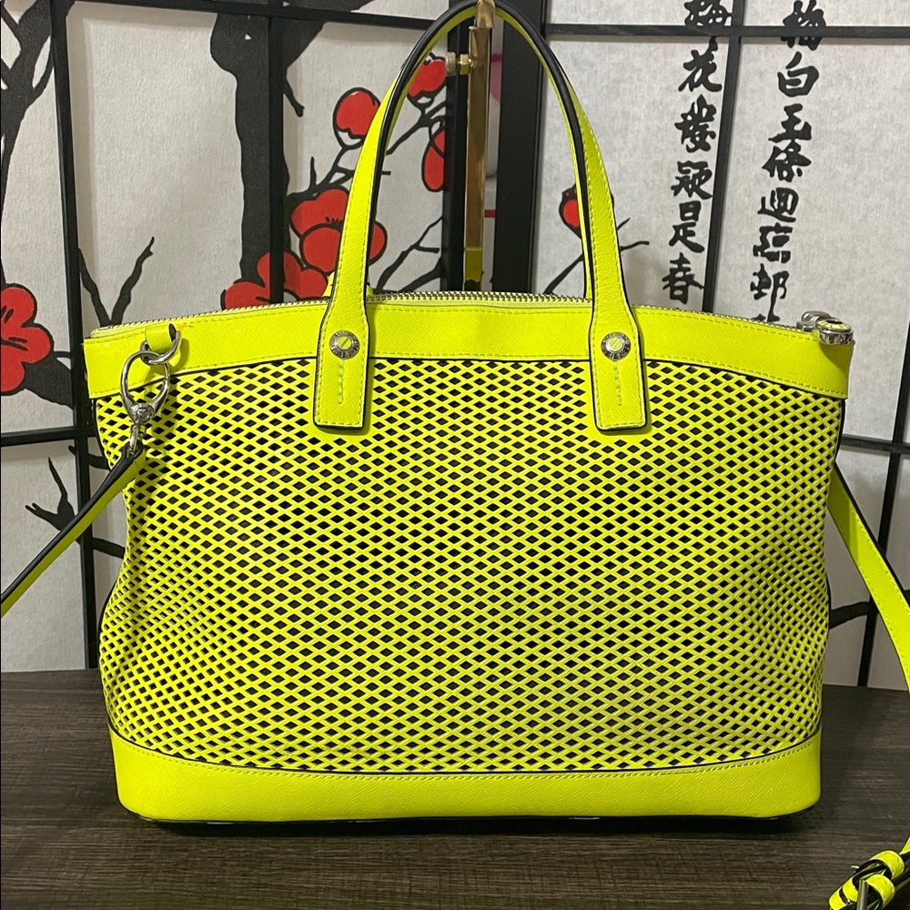 Henri Bendel Rare Neon Yellow Mesh Tote with Silver-Tone Charm - Picture 4 of 15